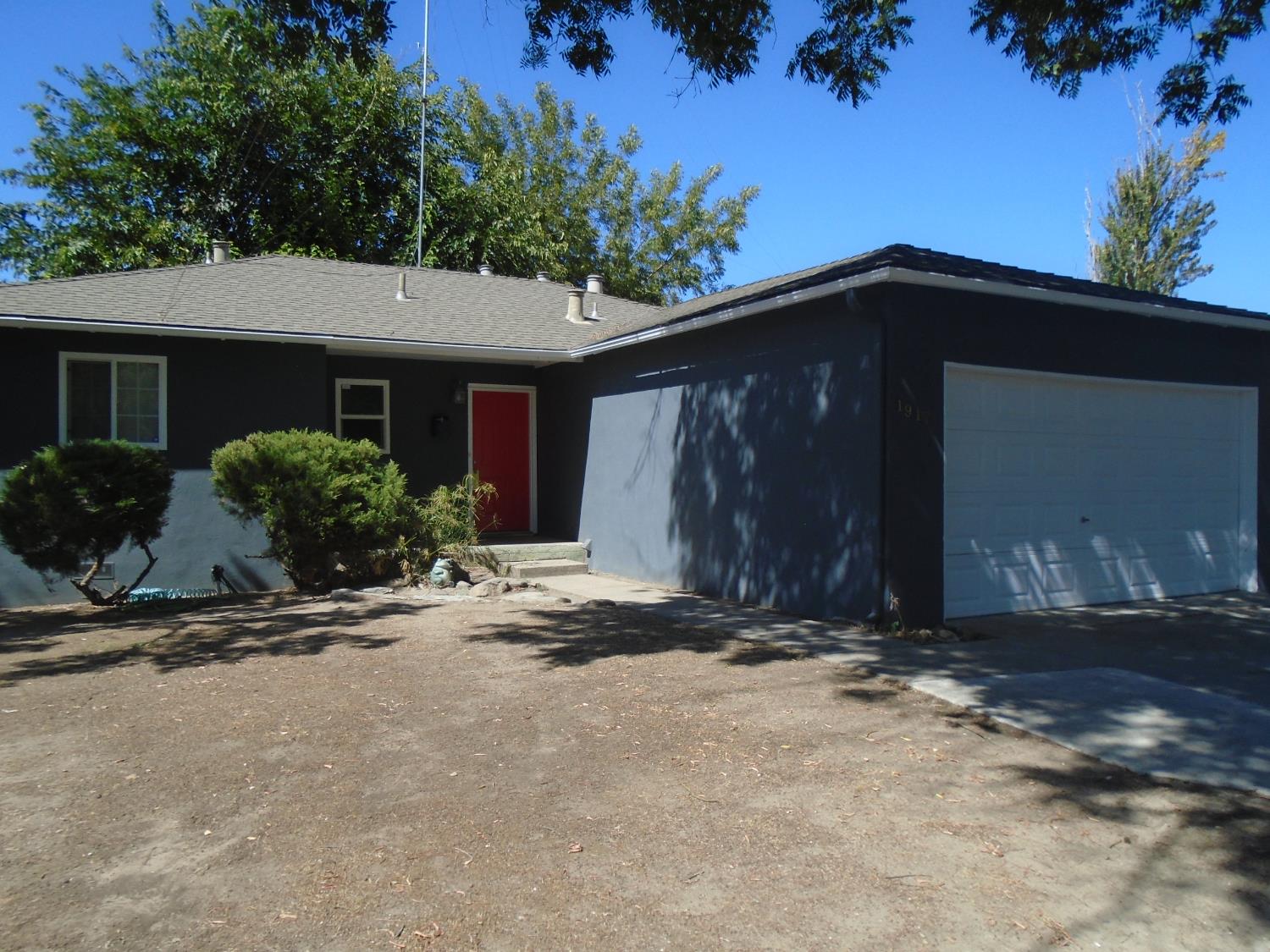 1917 Freida Ct, Modesto, CA 95350