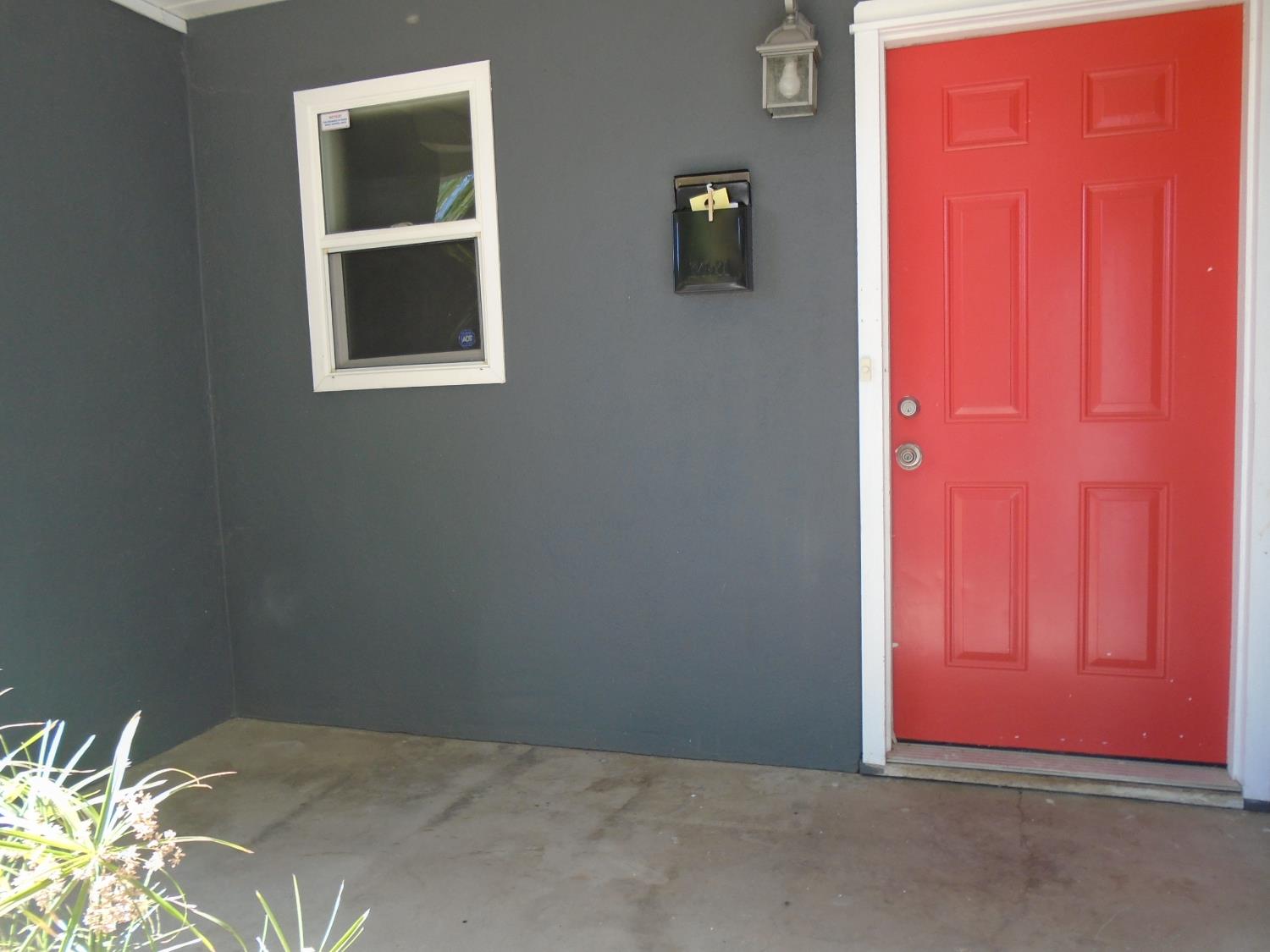 1917 Freida Ct, Modesto, CA 95350