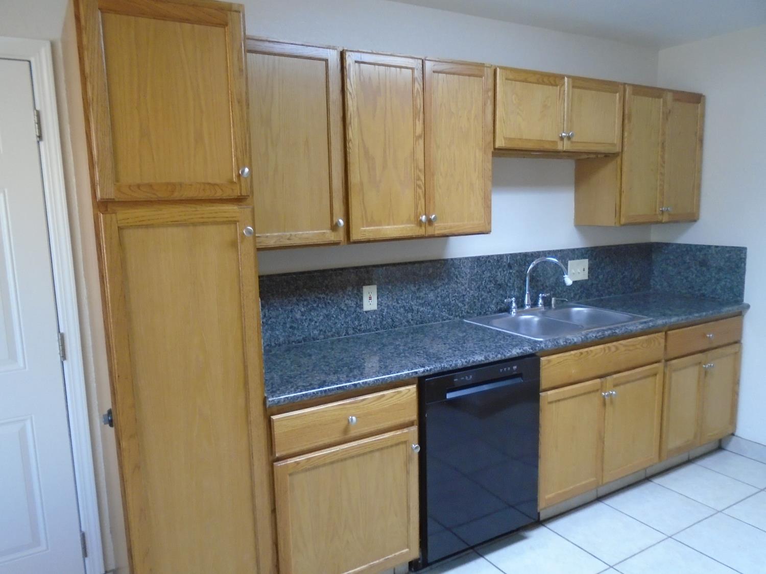 1917 Freida Ct, Modesto, CA 95350