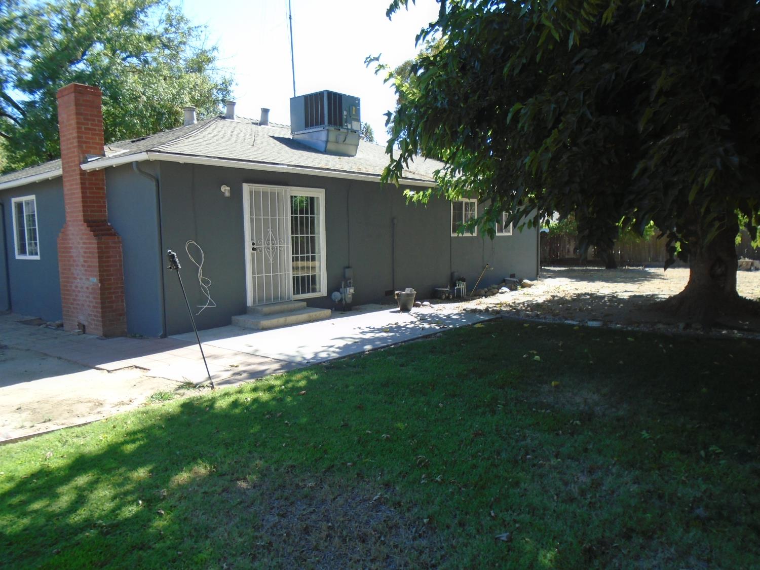 1917 Freida Ct, Modesto, CA 95350