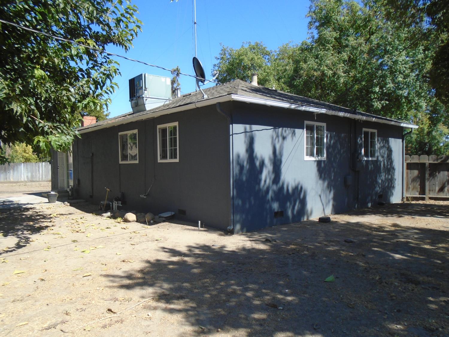 1917 Freida Ct, Modesto, CA 95350