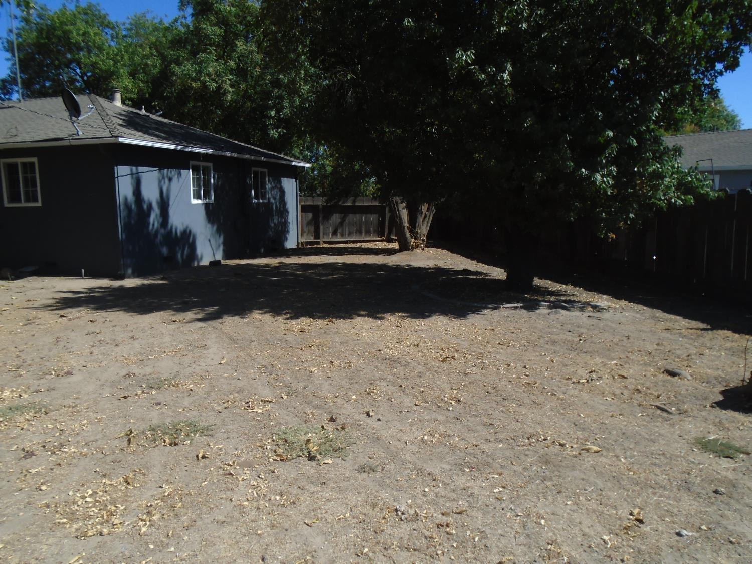 1917 Freida Ct, Modesto, CA 95350