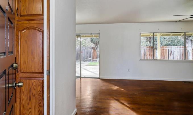 1226 Chehalem Dr, Modesto, CA 95350