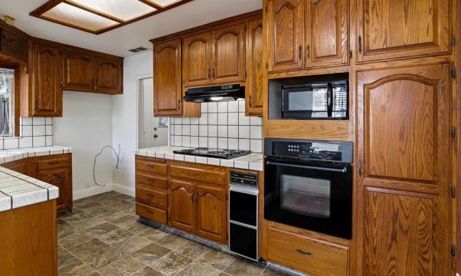 1226 Chehalem Dr, Modesto, CA 95350