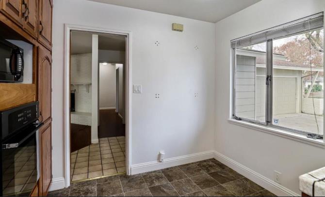 1226 Chehalem Dr, Modesto, CA 95350