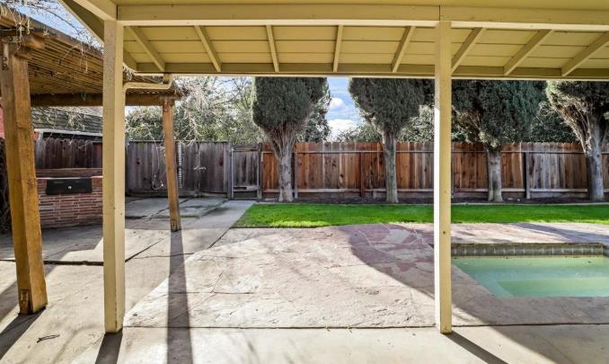 1226 Chehalem Dr, Modesto, CA 95350