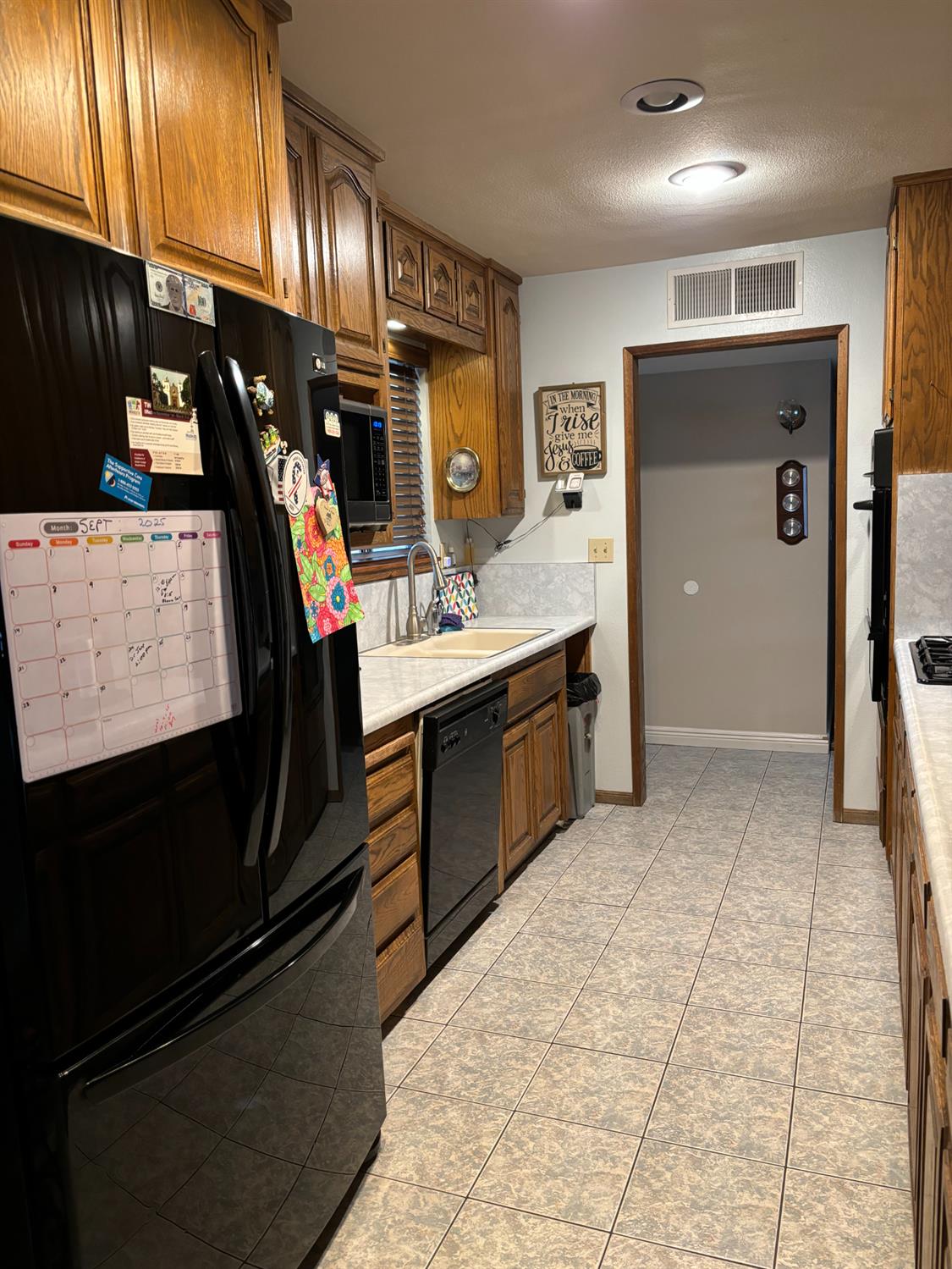 3808 Thornbury Way, Modesto, CA 95356