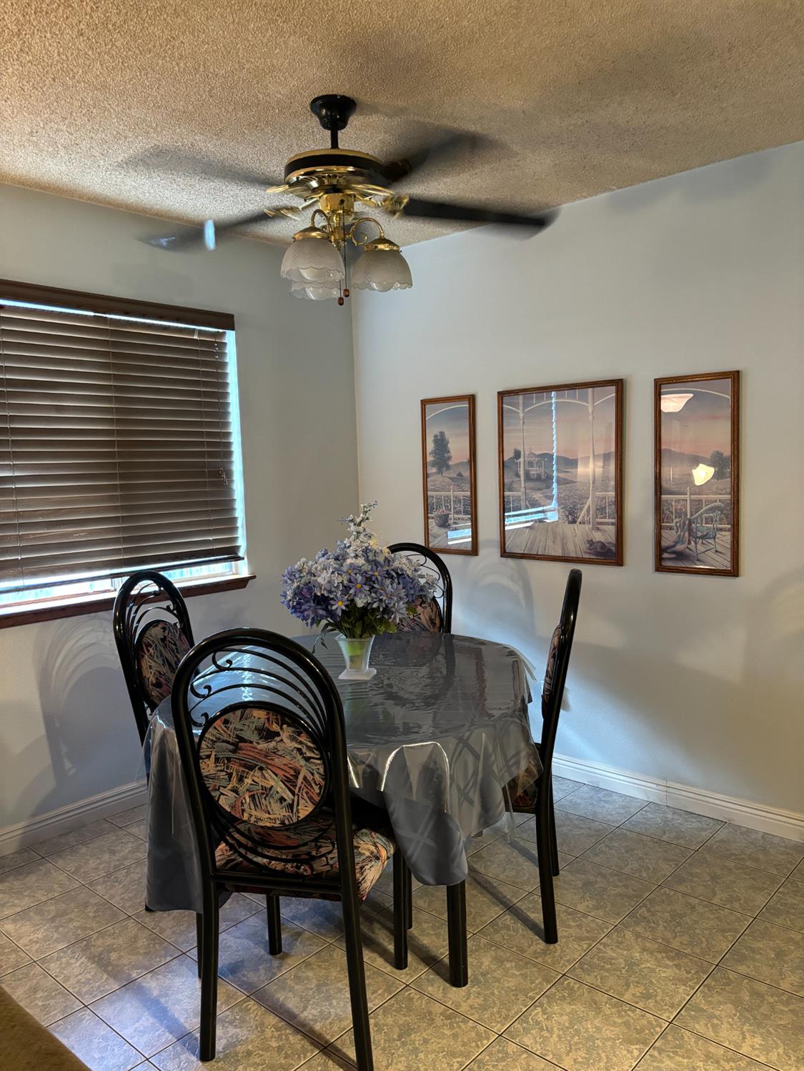 3808 Thornbury Way, Modesto, CA 95356