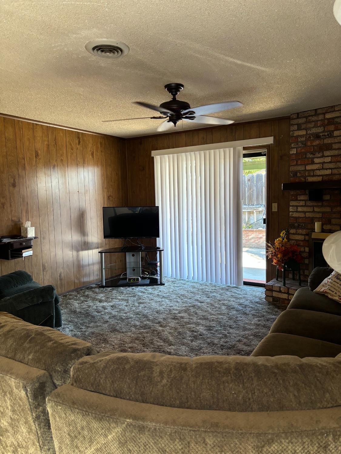 3808 Thornbury Way, Modesto, CA 95356