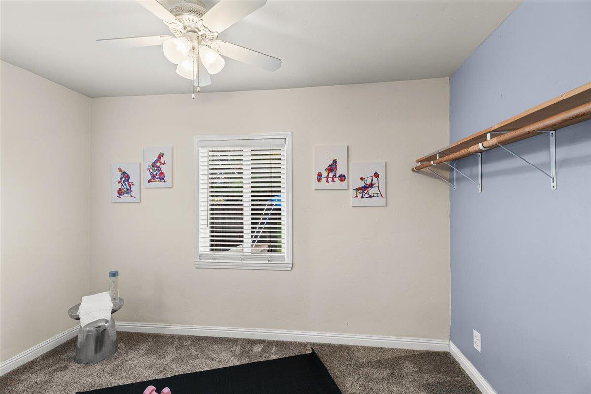 672 Pedersen Rd, Oakdale, CA 95361