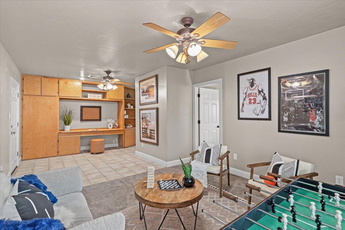 672 Pedersen Rd, Oakdale, CA 95361