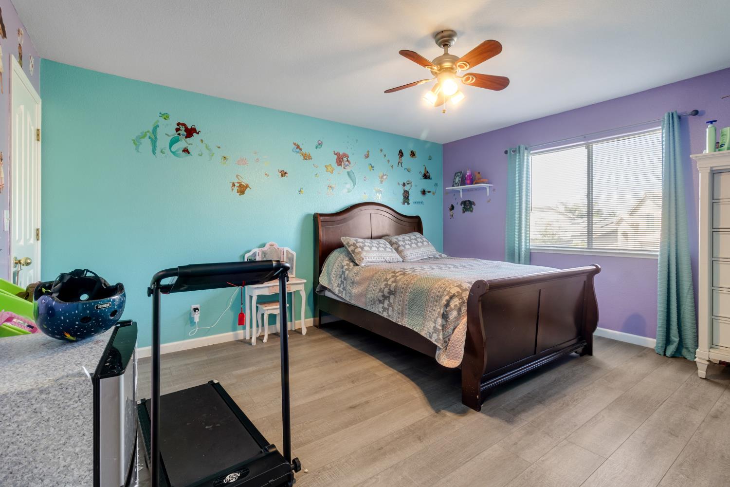 942 Garden St, Los Banos, CA 93635