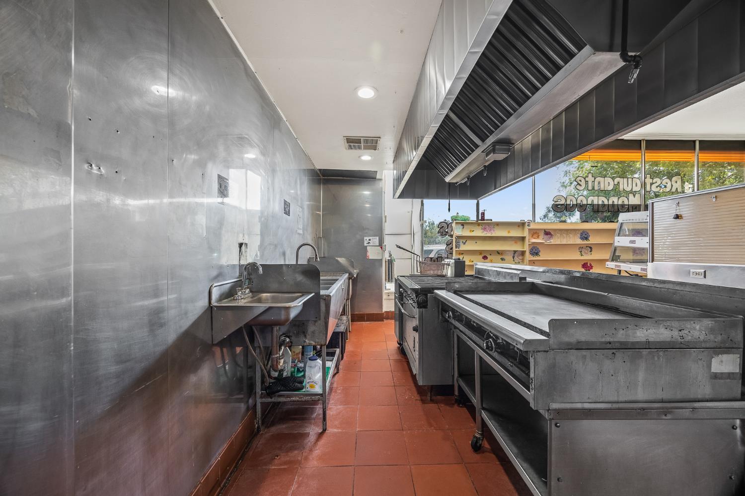 33027 Road 159, Ivanhoe, CA 93235