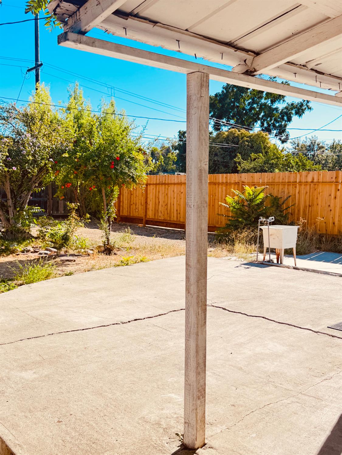 1608 Teresa St, Modesto, CA 95350