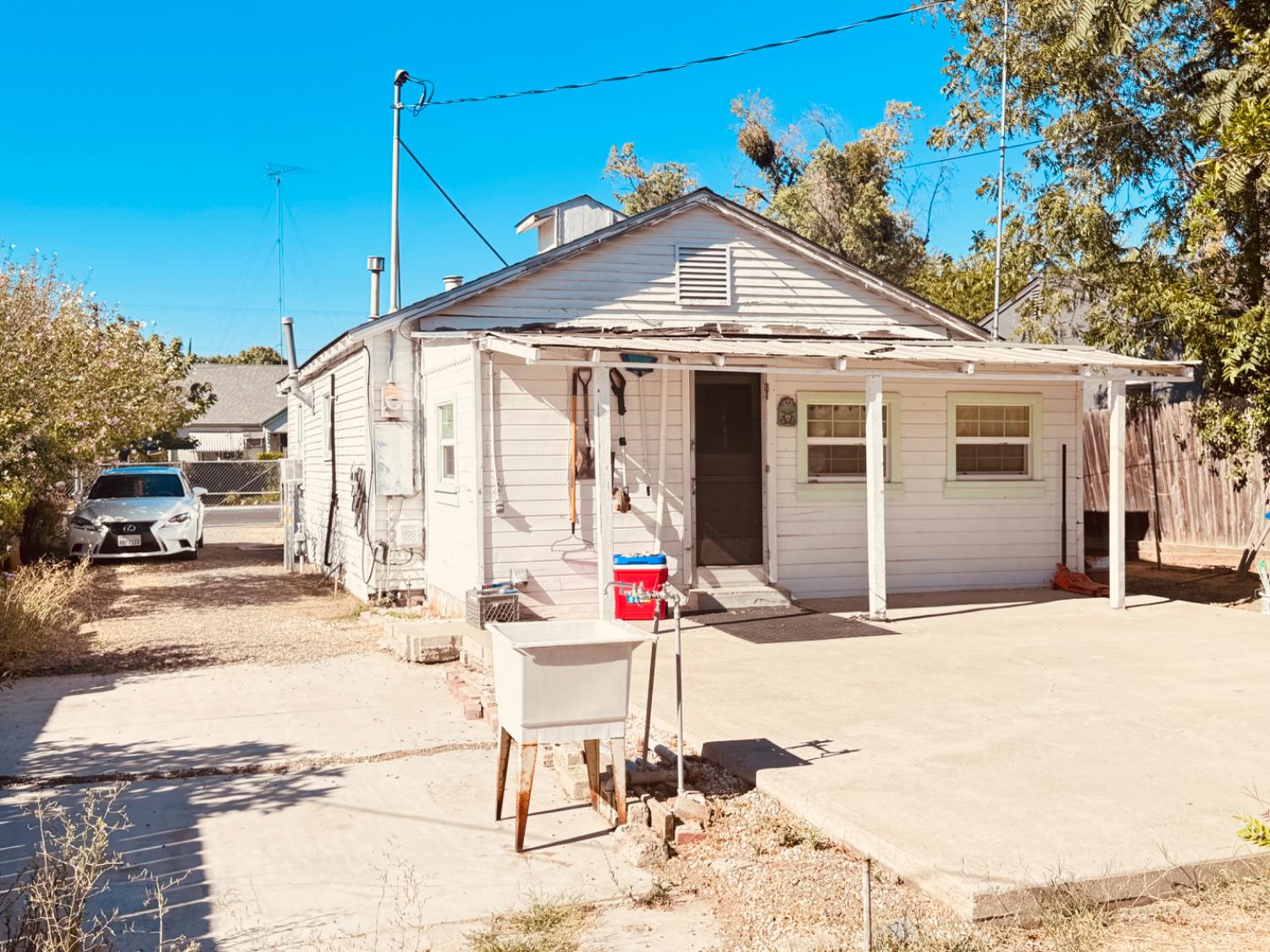 1608 Teresa St, Modesto, CA 95350