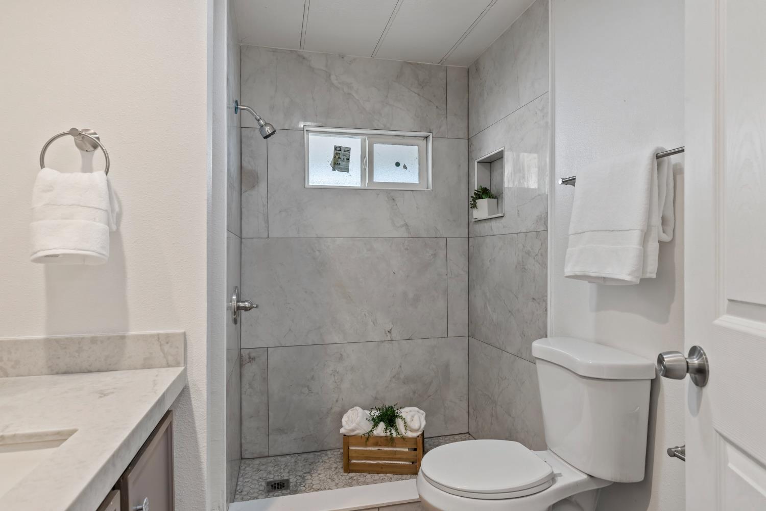 1508 Cabo Dr, Modesto, CA 95357