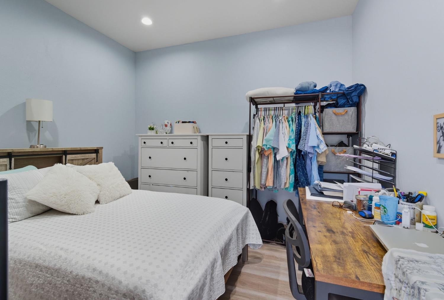 880 Root Rd, Modesto, CA 95357