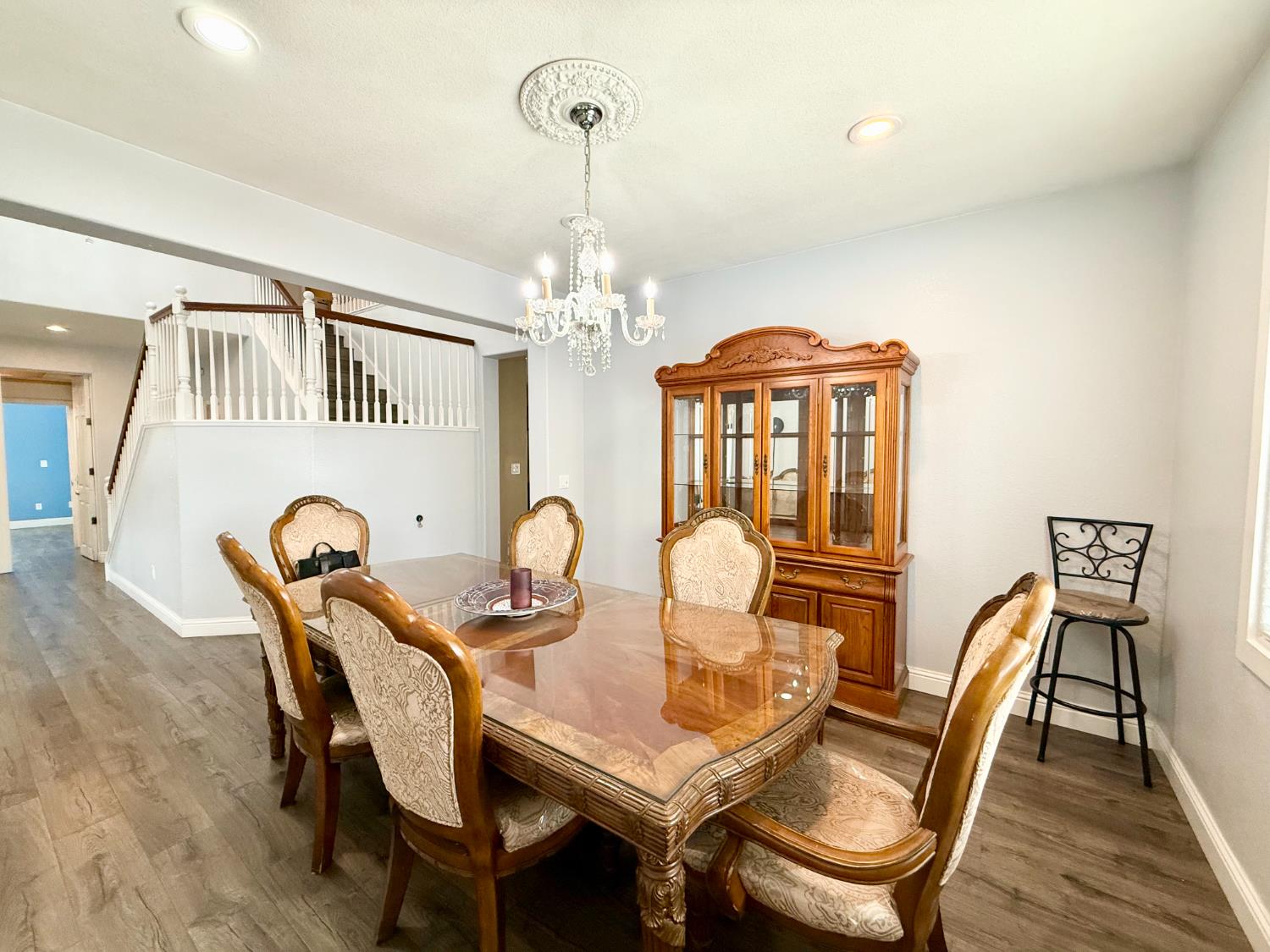 432 Meadow Creek Dr, Patterson, CA 95363