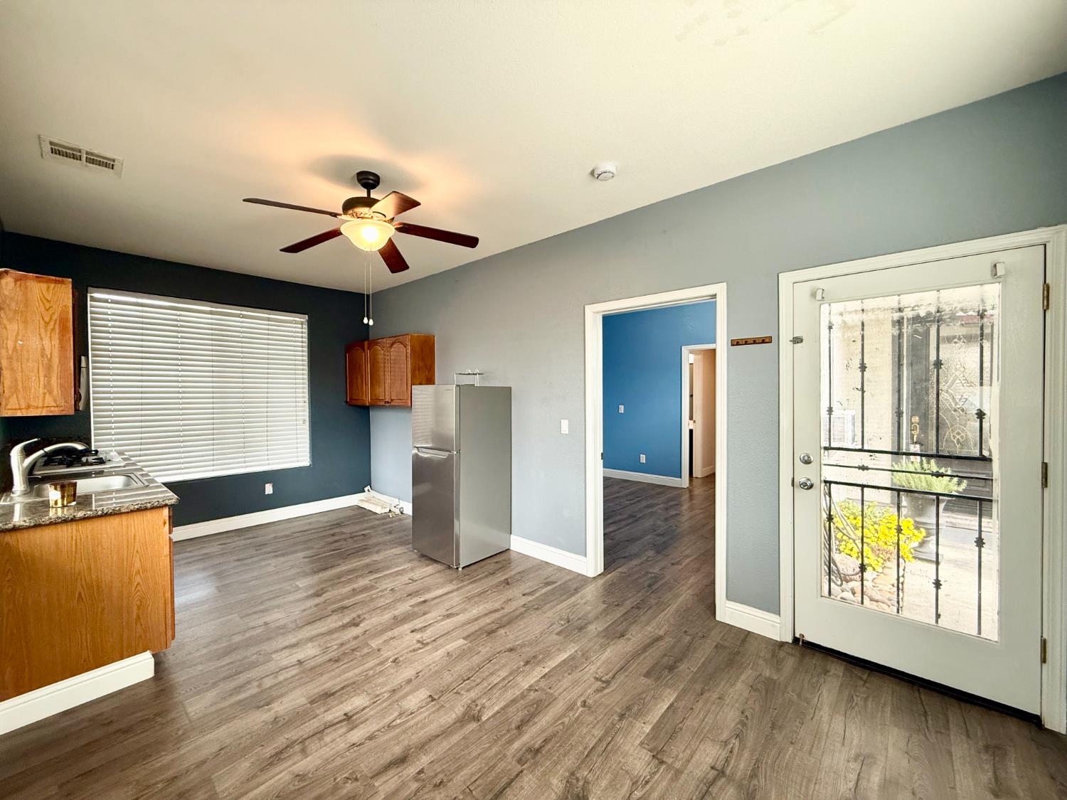 432 Meadow Creek Dr, Patterson, CA 95363