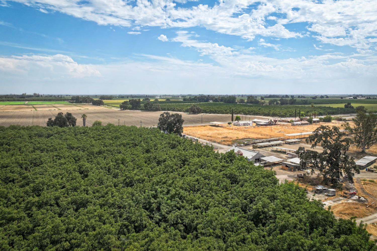 3948 13 1/4 Ave, Hanford, CA 93230