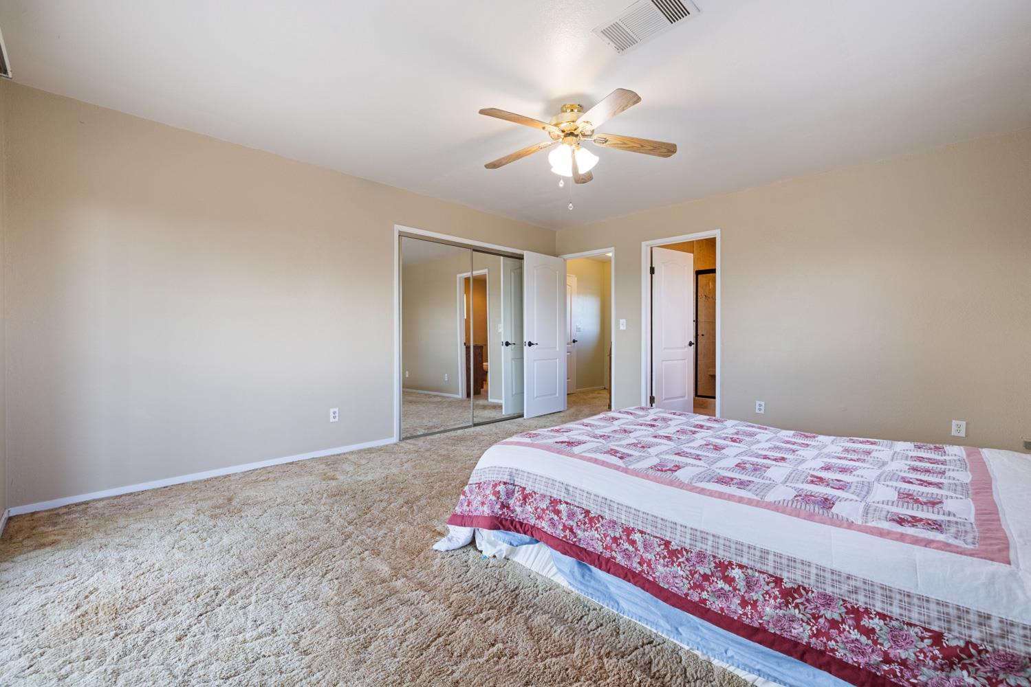 16682 S Steinegul Rd, Escalon, CA 95320