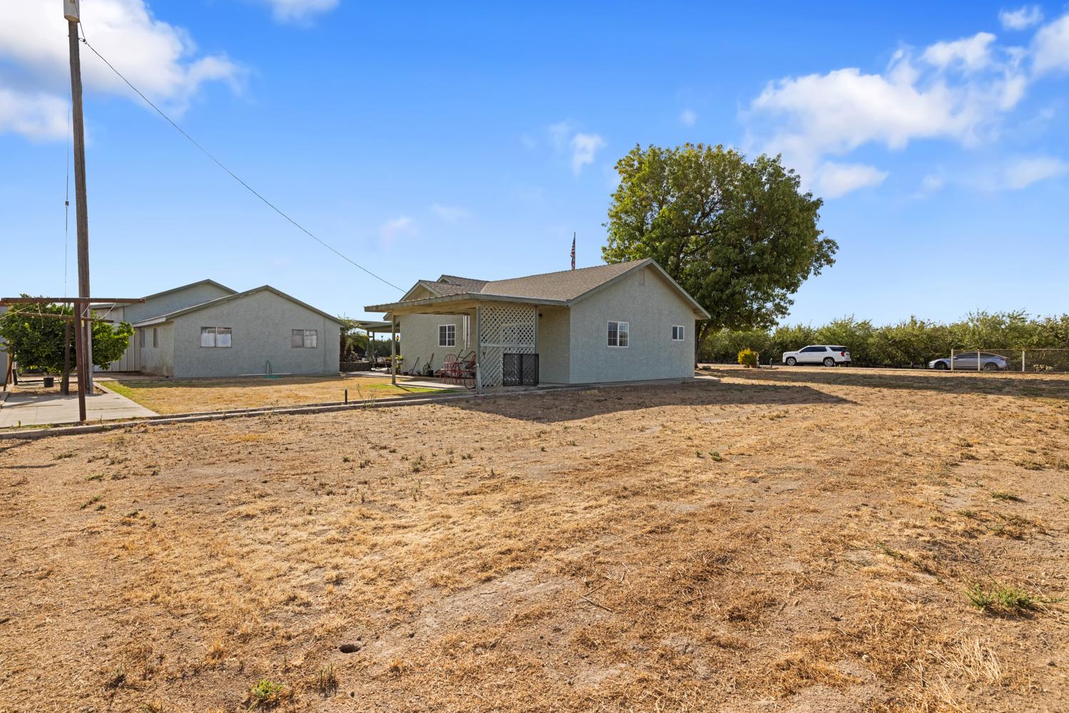 16682 S Steinegul Rd, Escalon, CA 95320