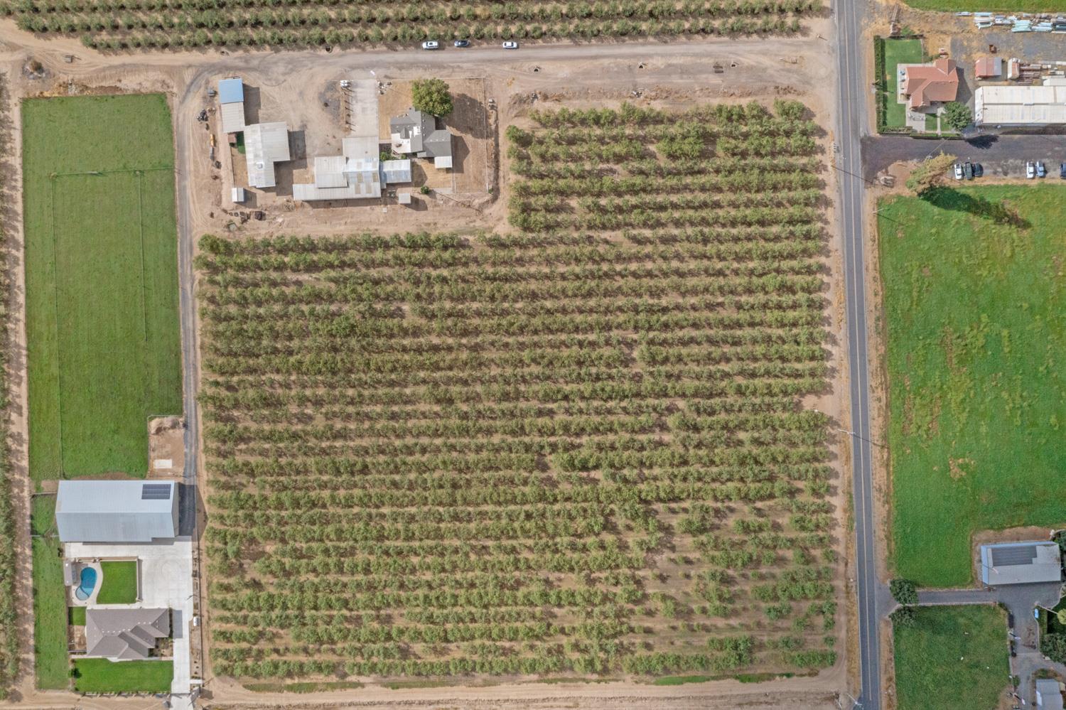 16682 S Steinegul Rd, Escalon, CA 95320