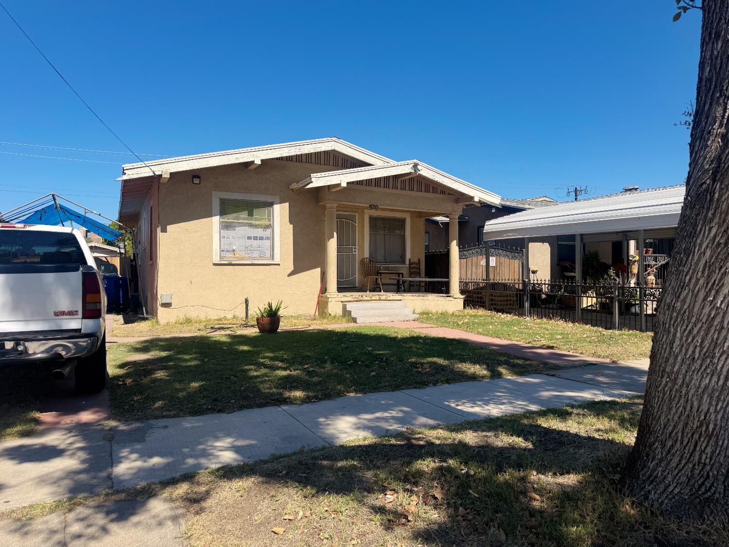 820 J St, Los Banos, CA 93635