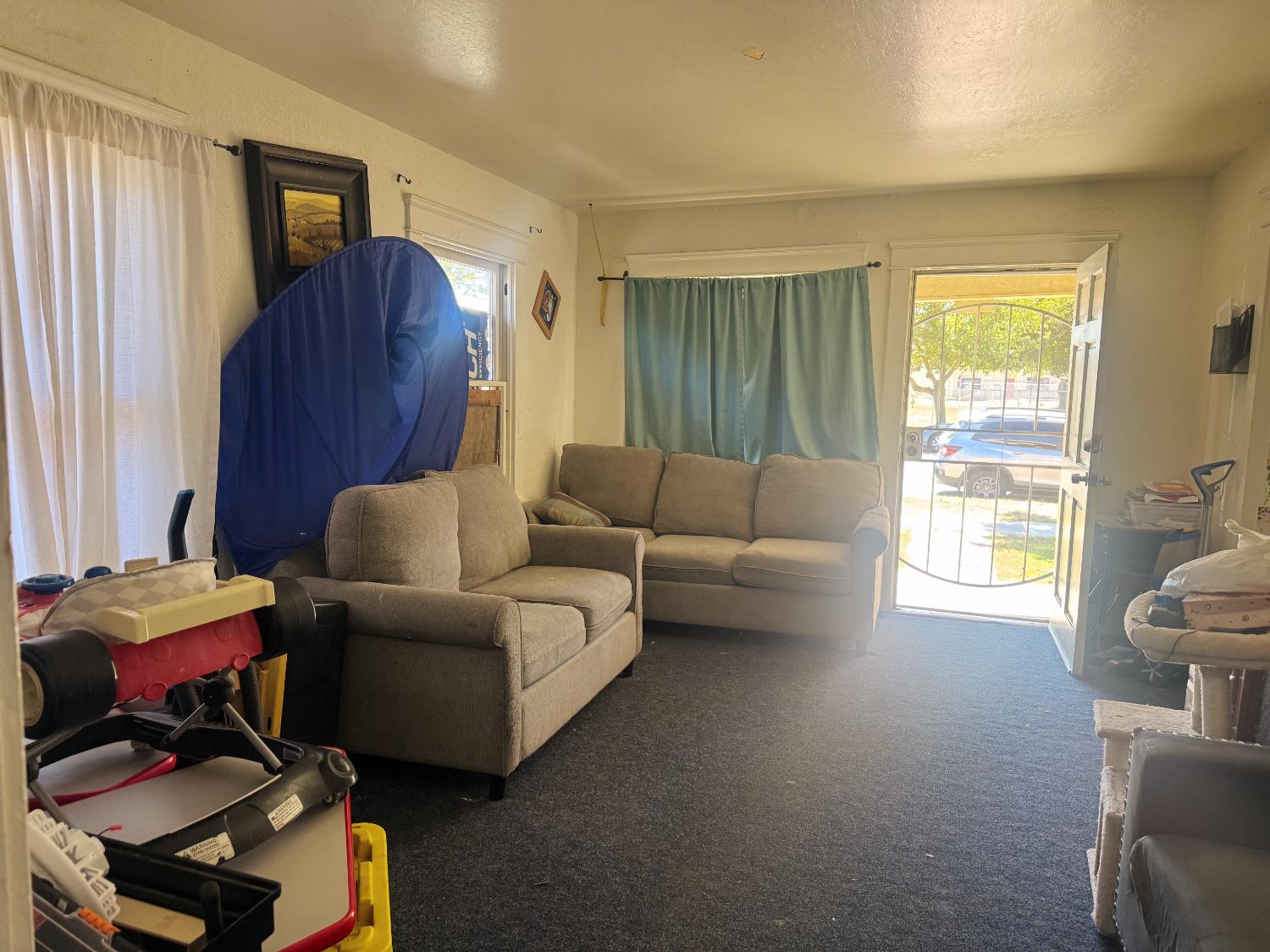 820 J St, Los Banos, CA 93635