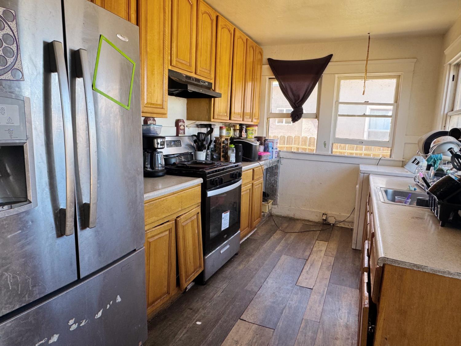 820 J St, Los Banos, CA 93635