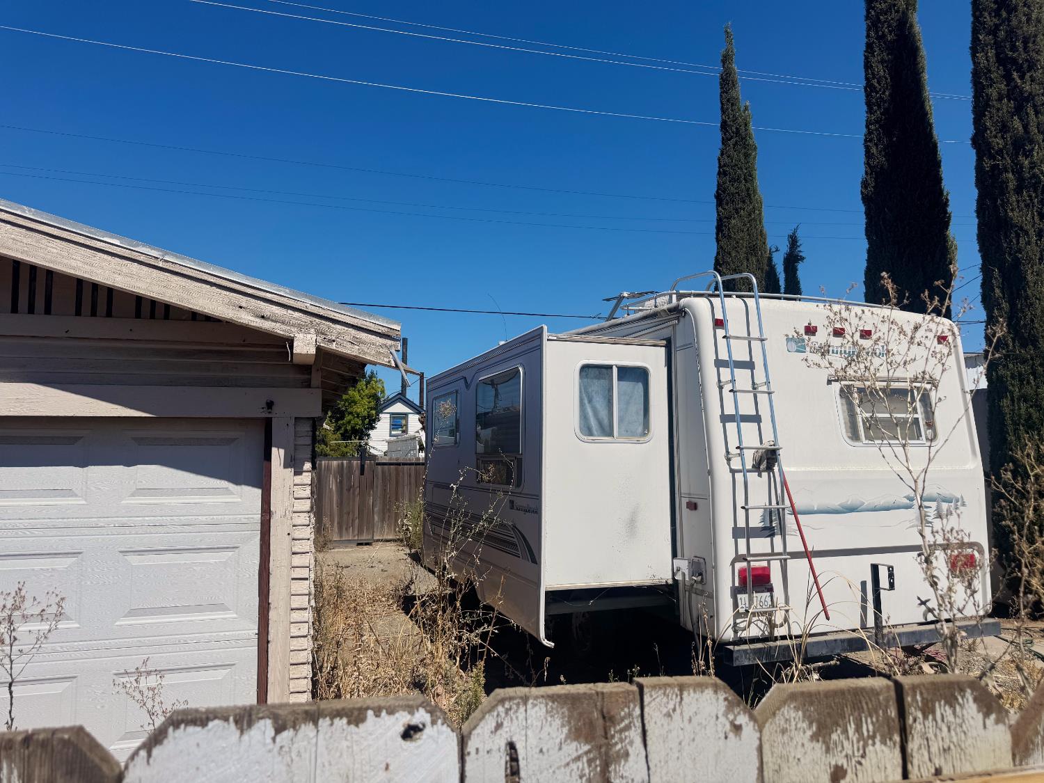 820 J St, Los Banos, CA 93635