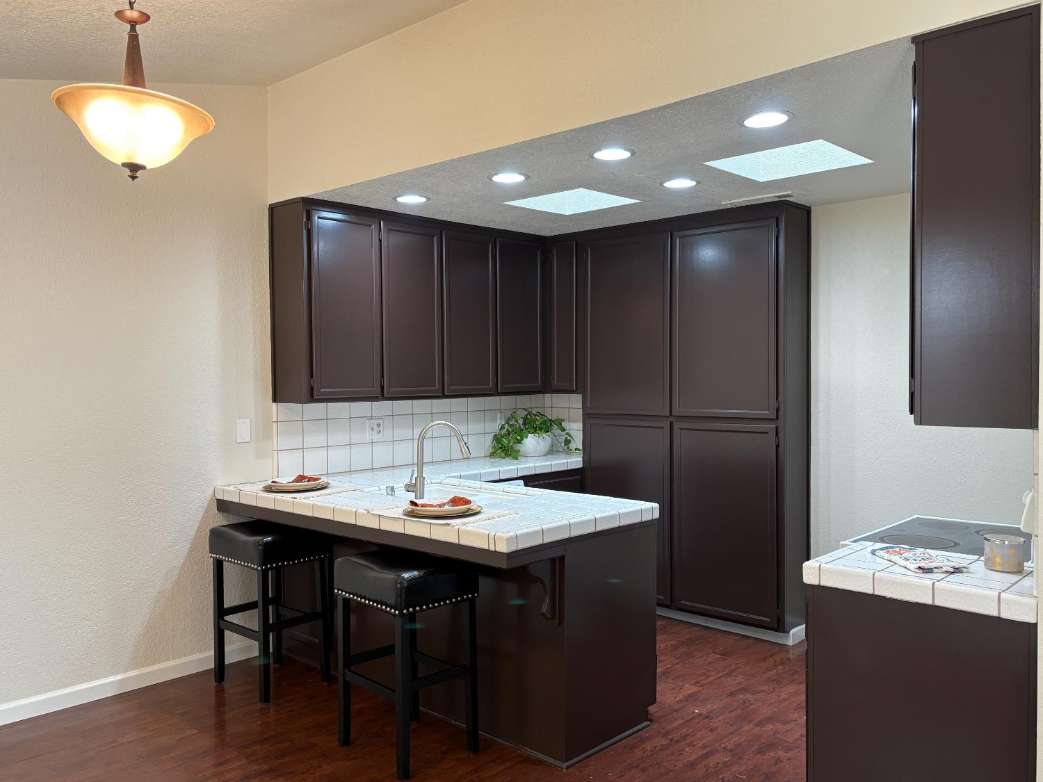 1108 Cedar Creek Dr #4, Modesto, CA 95355