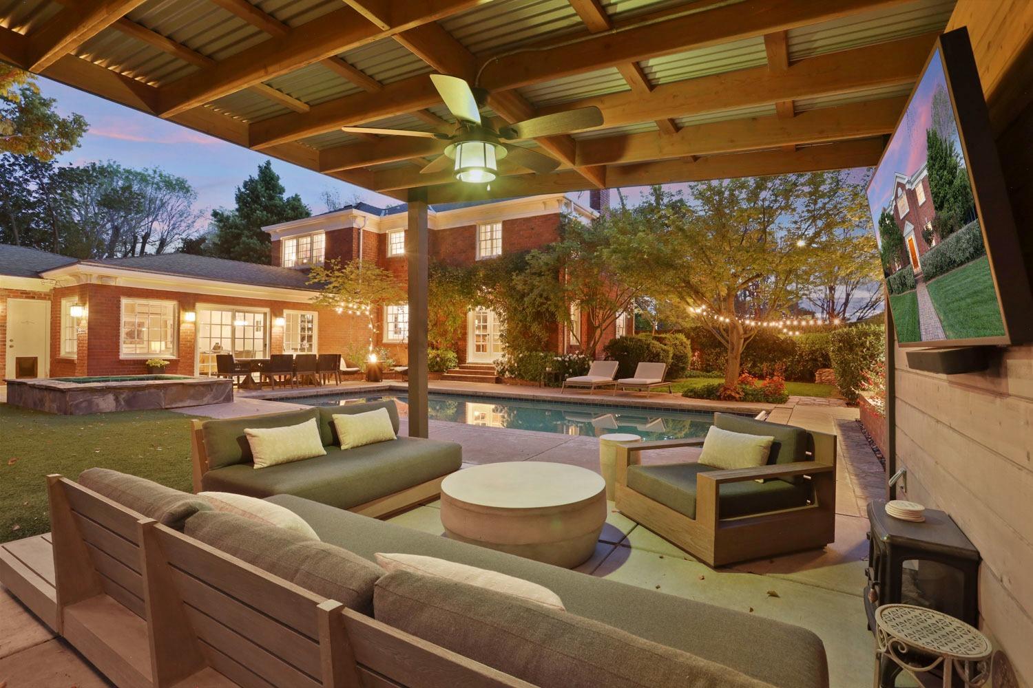 930 Sycamore Ave, Modesto, CA 95350