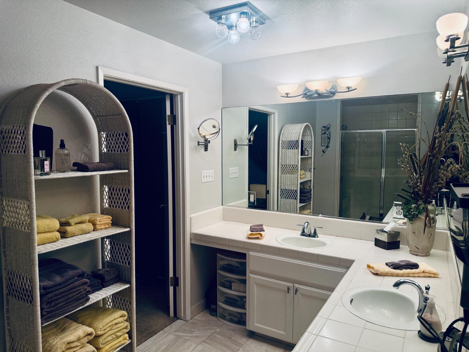 3109 Fredericksburg Way, Modesto, CA 95355