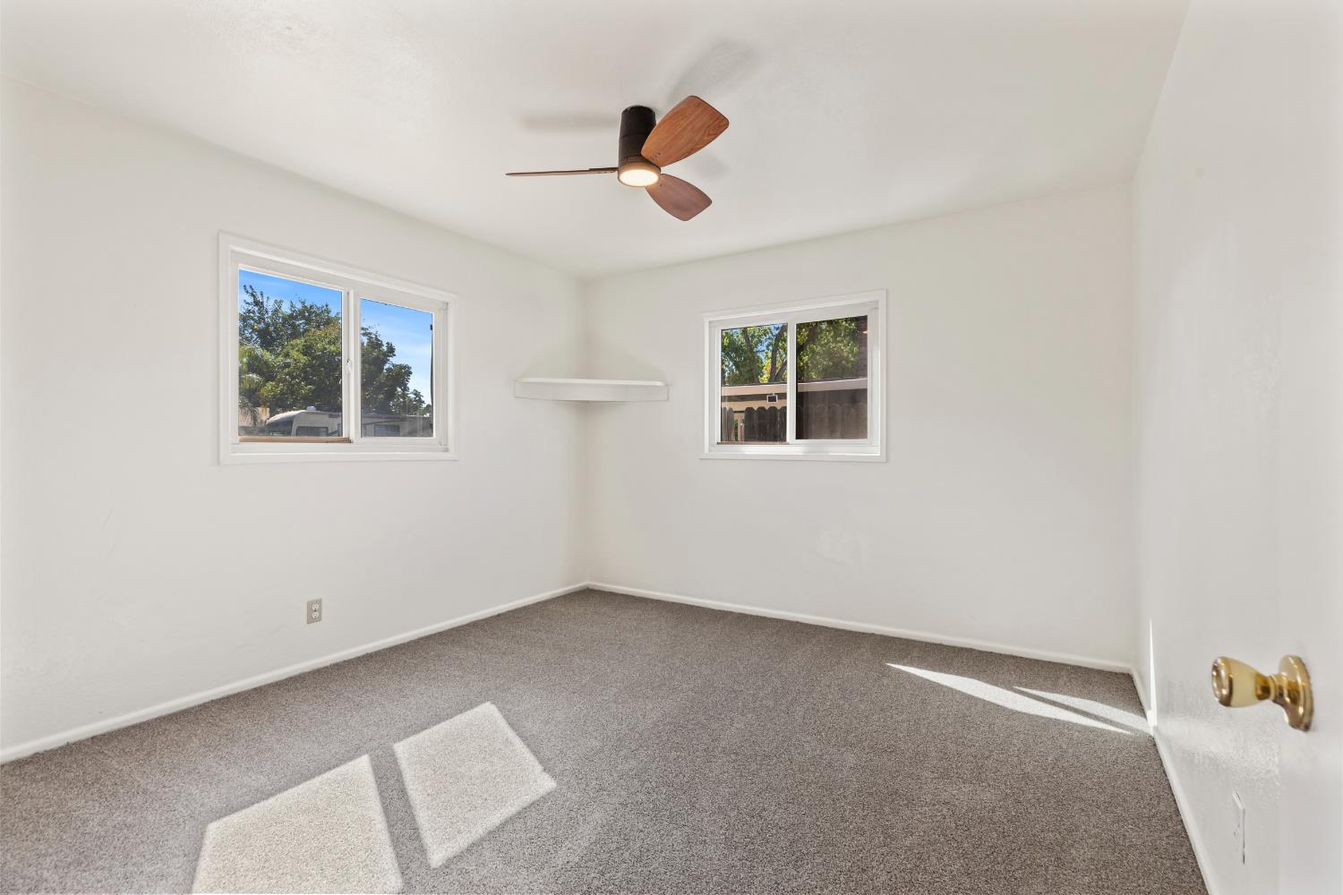 809 Carrigan Ave, Modesto, CA 95350