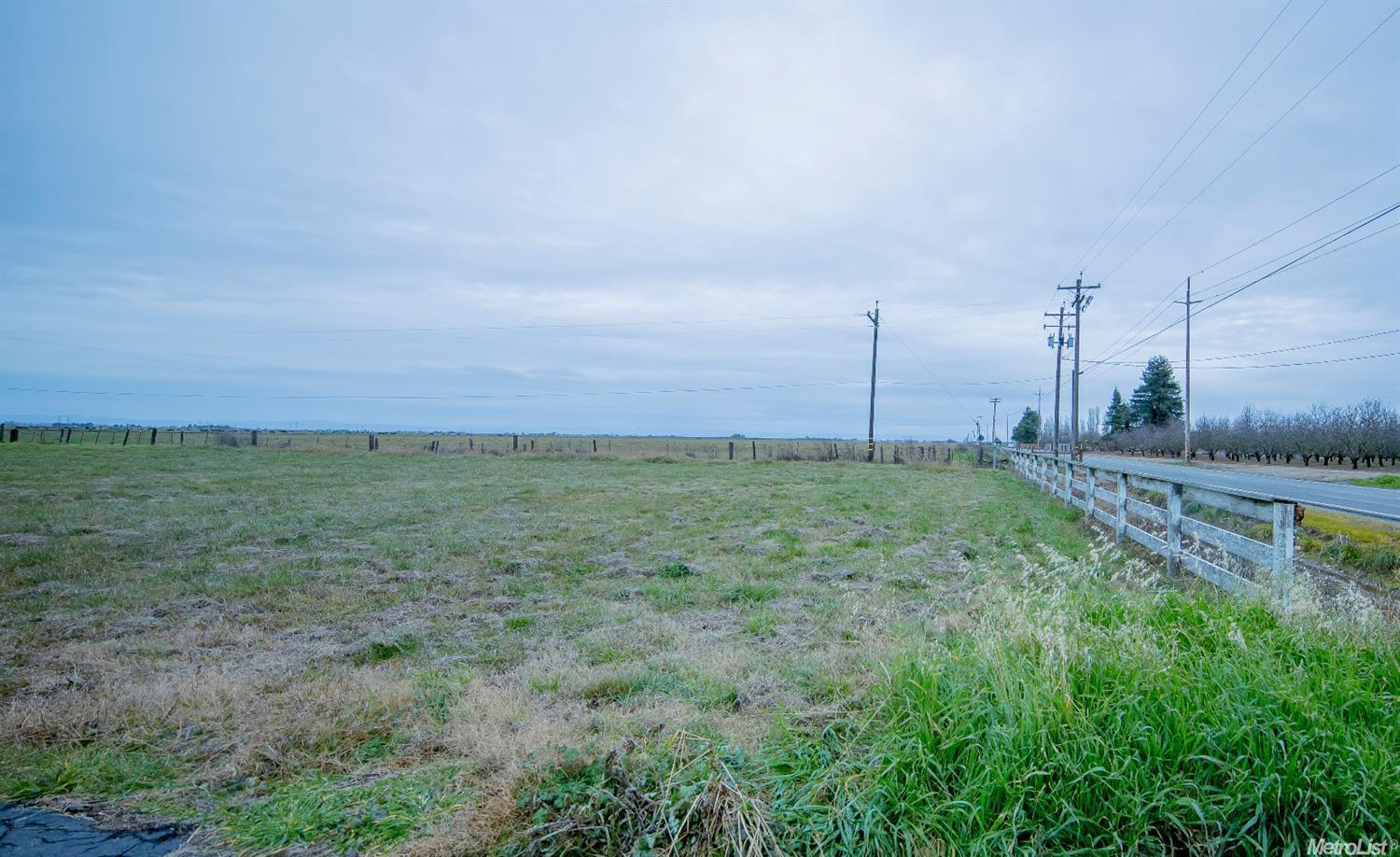 5931 Claribel Rd, Oakdale, CA 95361