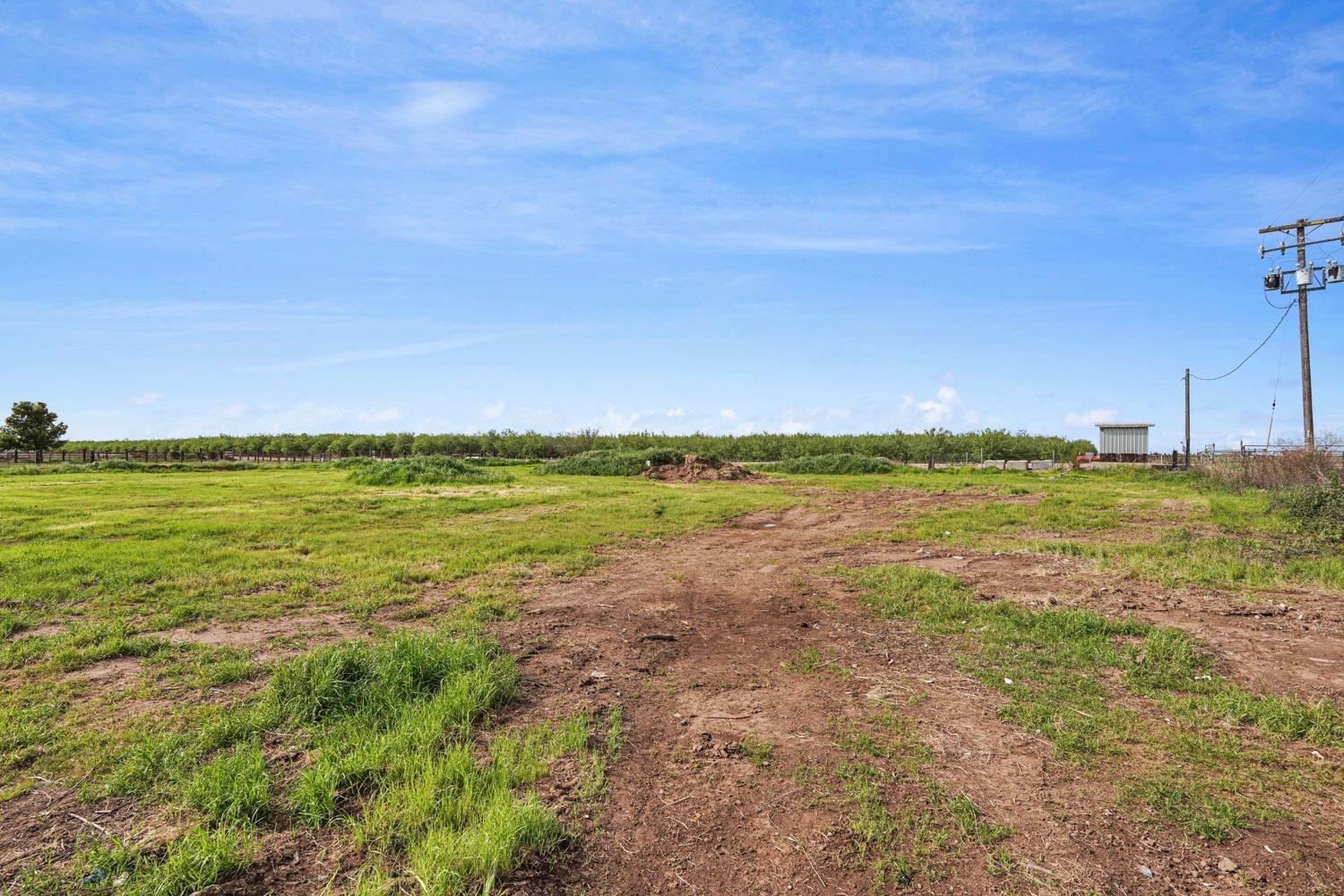 5931 Claribel Rd, Oakdale, CA 95361