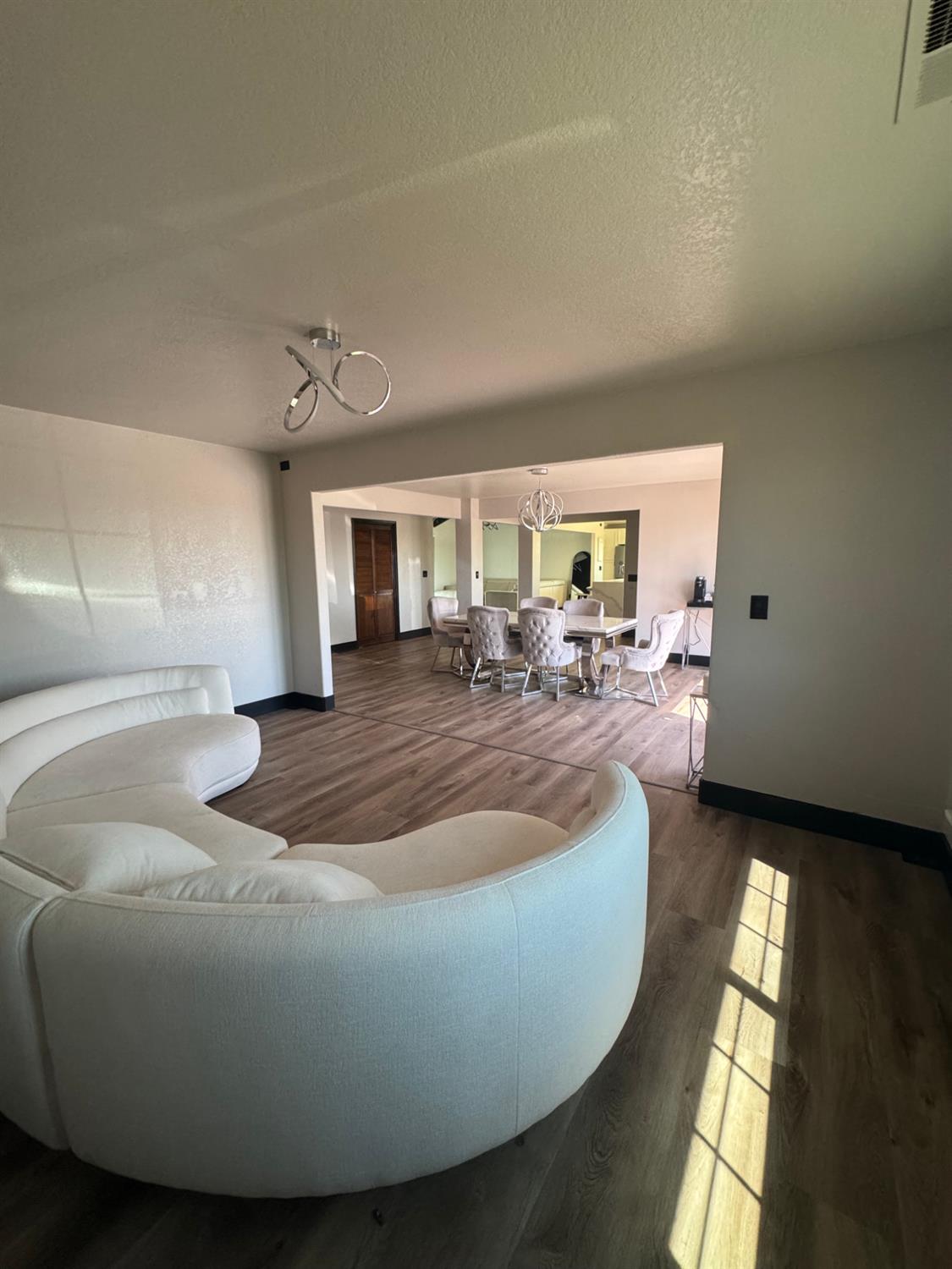 5931 Claribel Rd, Oakdale, CA 95361