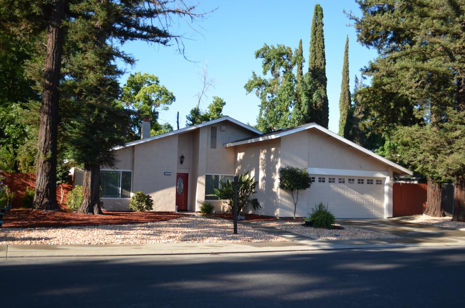 3336 Mesquite Way, Modesto, CA 95355