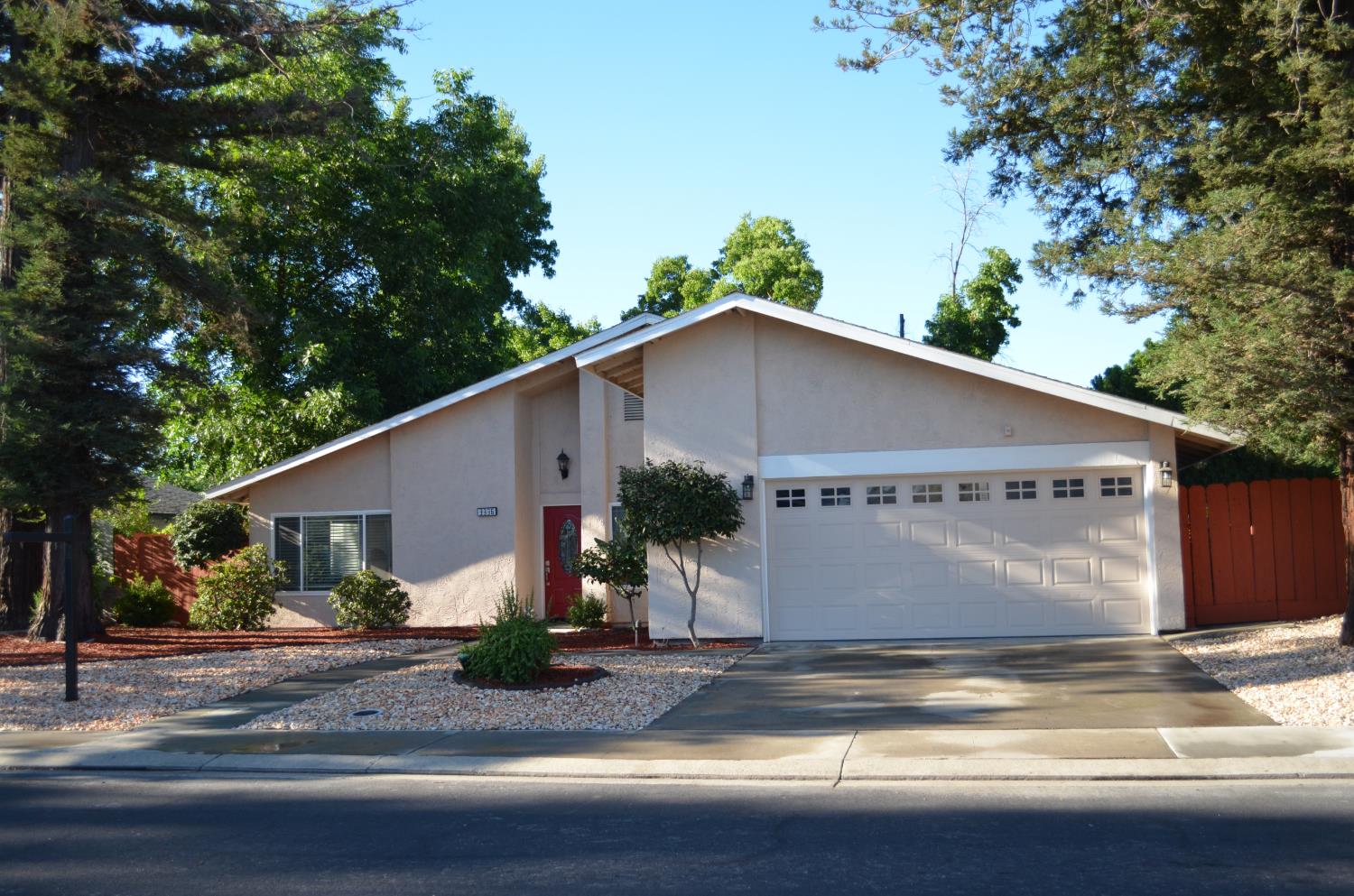 3336 Mesquite Way, Modesto, CA 95355