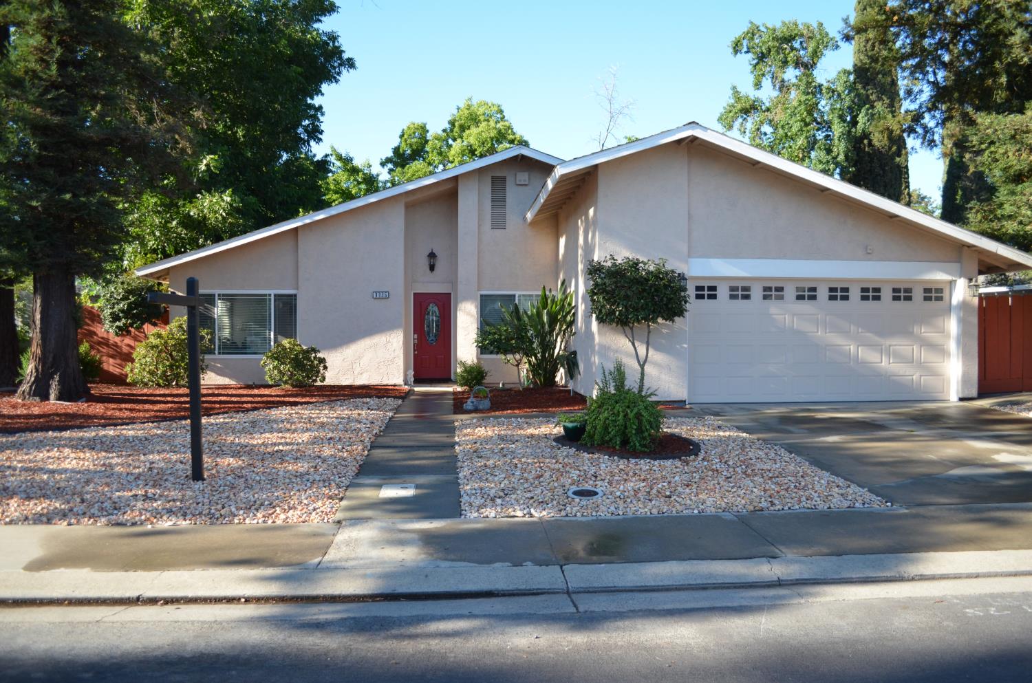 3336 Mesquite Way, Modesto, CA 95355