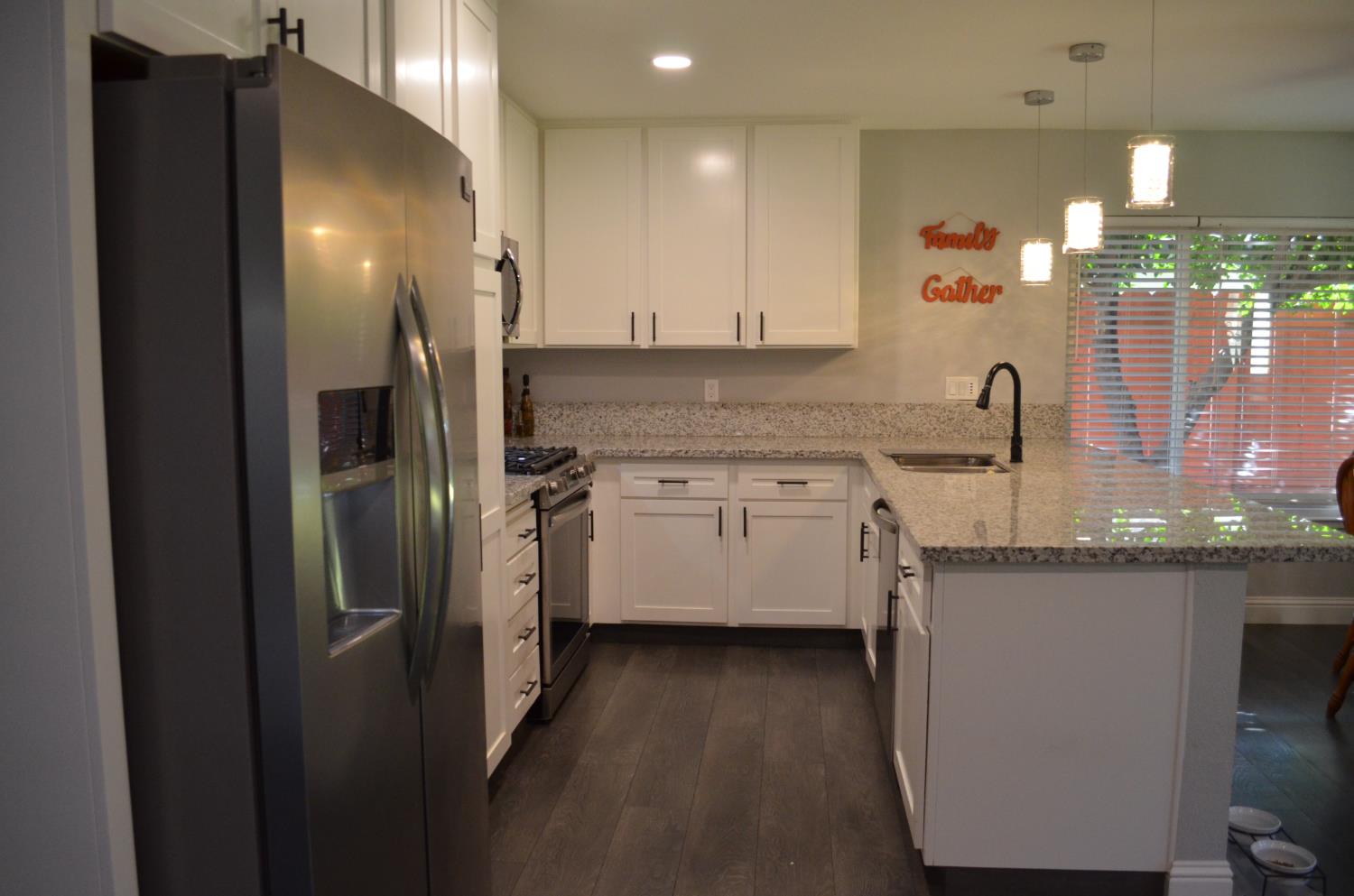 3336 Mesquite Way, Modesto, CA 95355