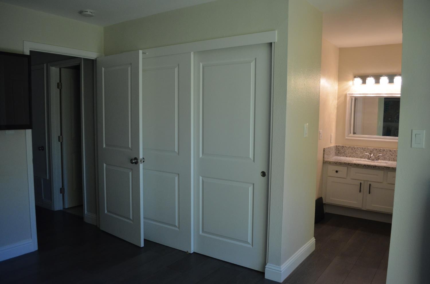 3336 Mesquite Way, Modesto, CA 95355