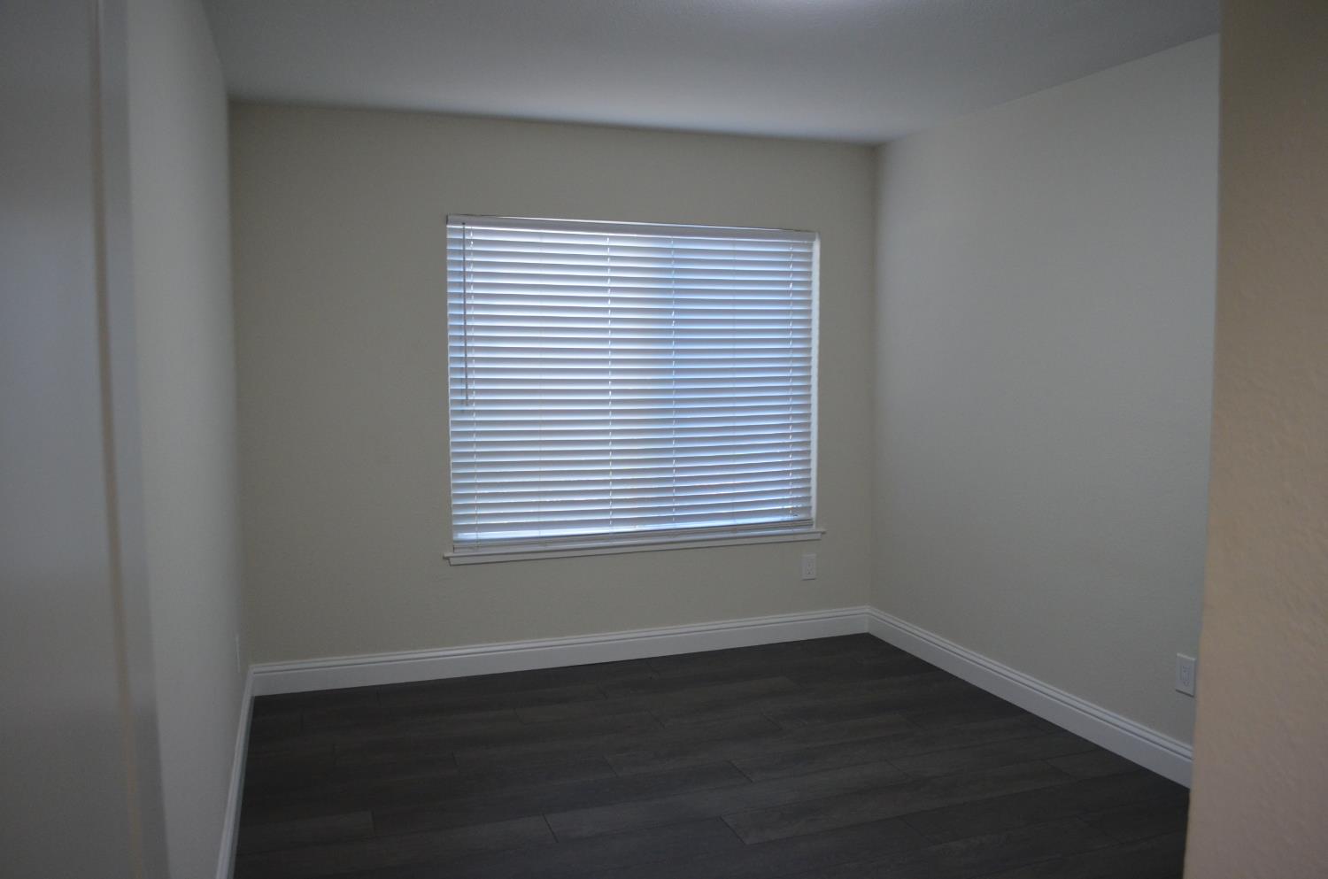 3336 Mesquite Way, Modesto, CA 95355