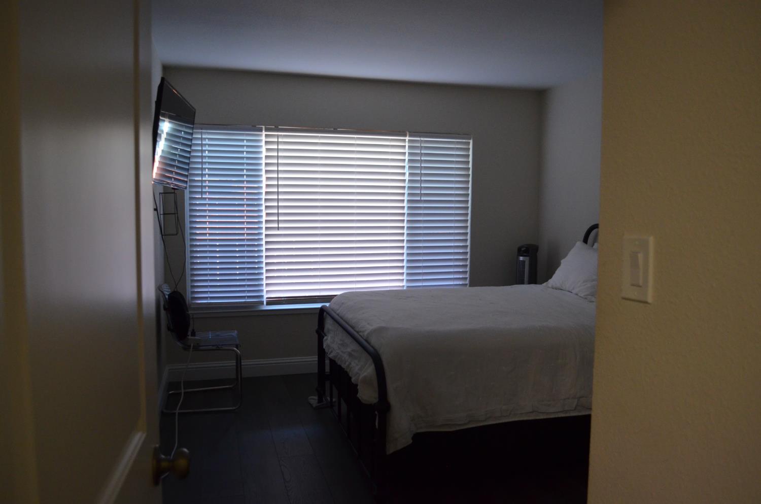 3336 Mesquite Way, Modesto, CA 95355