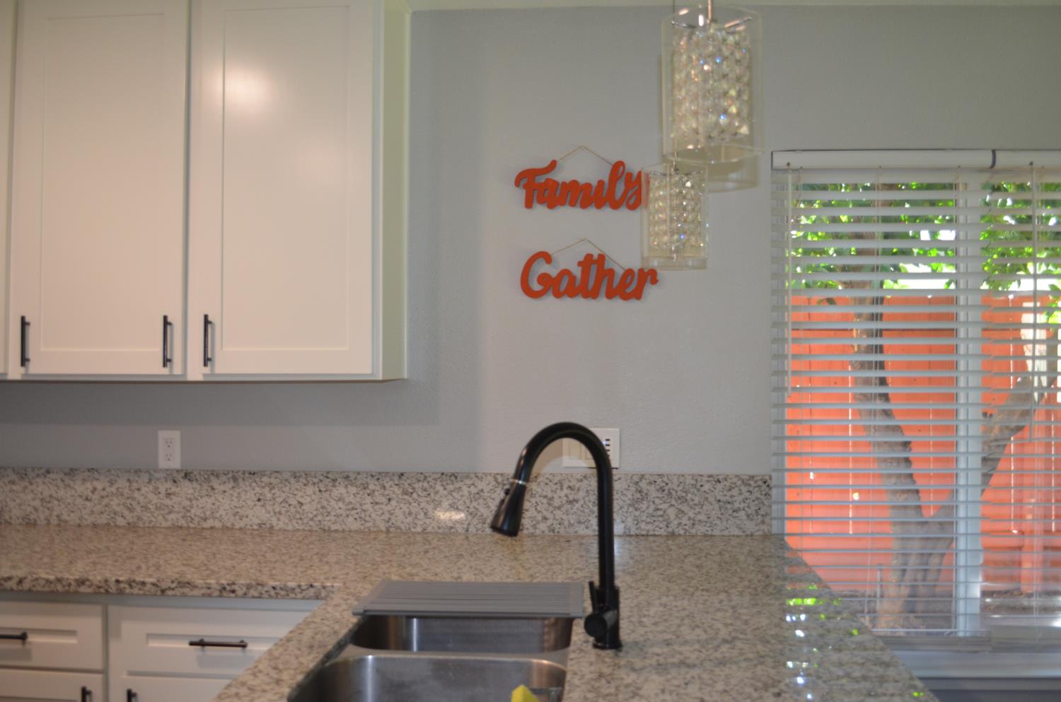 3336 Mesquite Way, Modesto, CA 95355