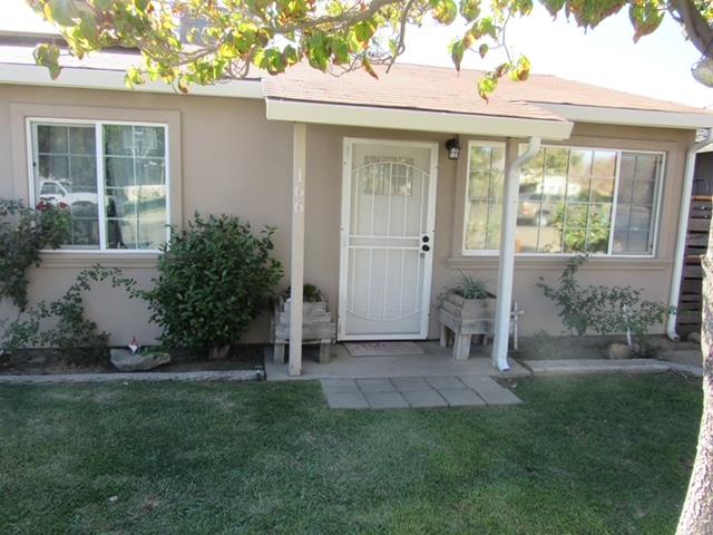 166 Stanislaus Ave, Oakdale, CA 95361