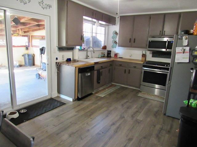 166 Stanislaus Ave, Oakdale, CA 95361