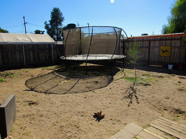 166 Stanislaus Ave, Oakdale, CA 95361