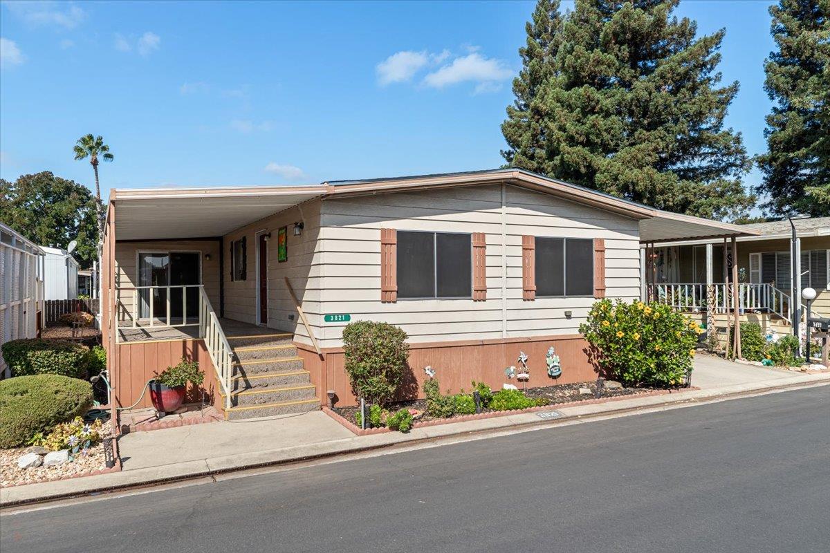 3821 Lahaina Ln, Modesto, CA 95355